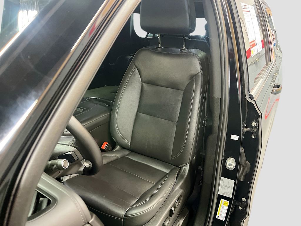 Used 2022 Chevrolet Suburban LT image 20