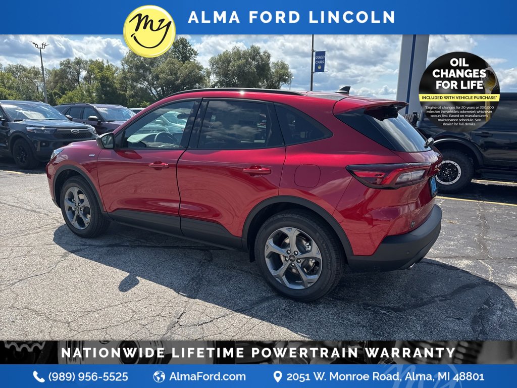 New 2025 Ford Escape ST-Line w/ Tech Pack #1 image 17