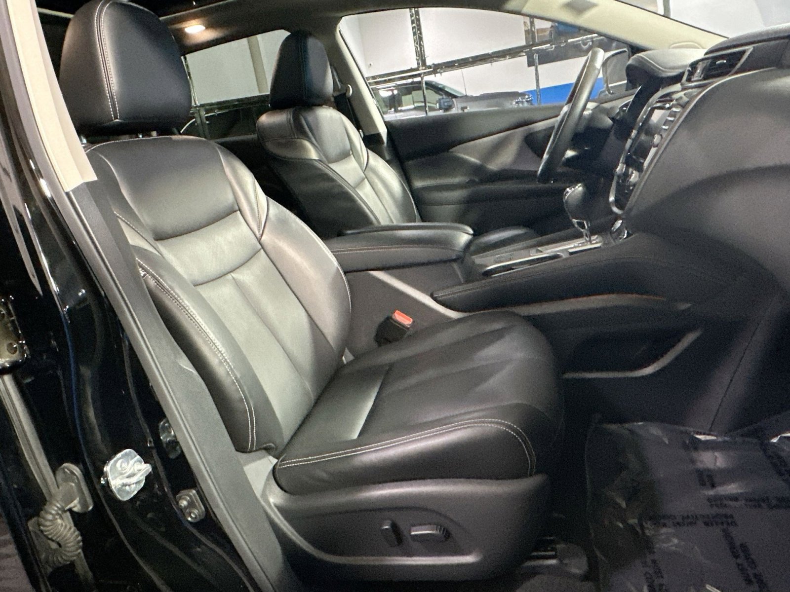 Used 2024 Nissan Murano SL image 35