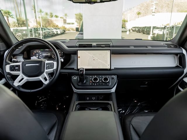 Used 2022 Land Rover Defender 110 X-Dynamic HSE AWD/4WD image 19