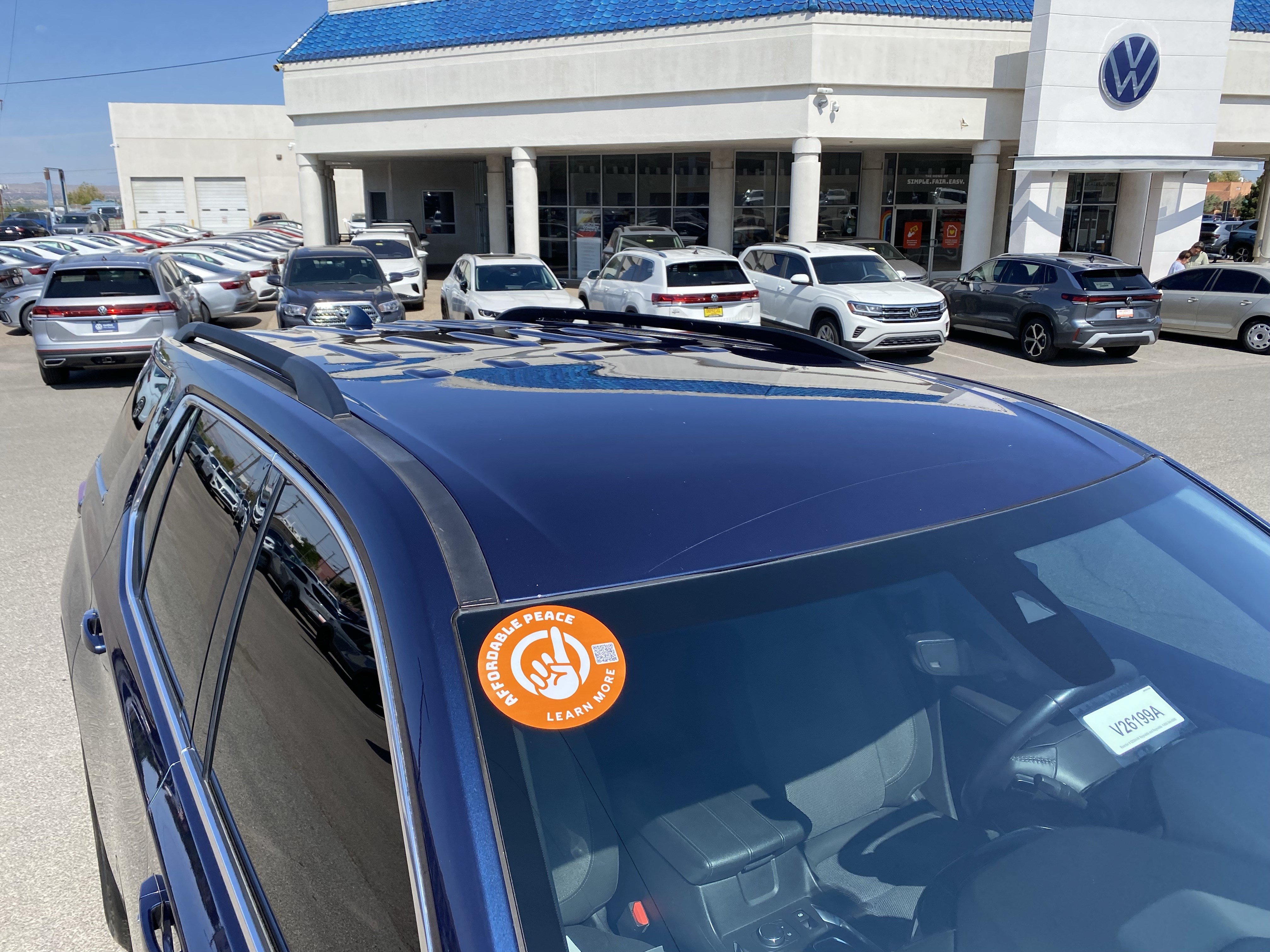 Used 2022 Chevrolet Traverse LT FWD image 28
