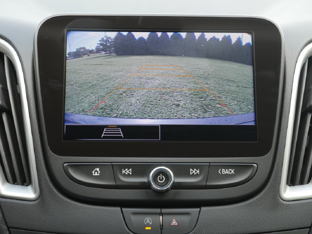 Used 2022 Chevrolet Malibu LT FWD image 5