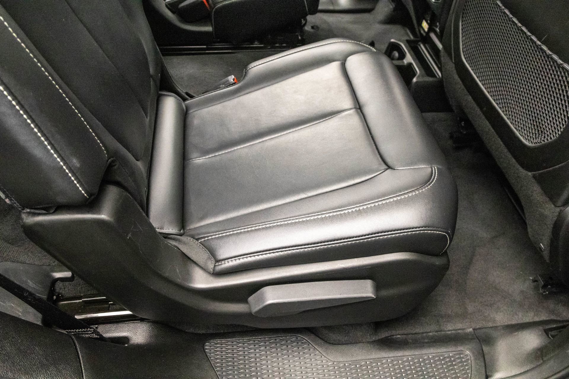 Used 2021 Jeep Grand Cherokee L Limited AWD/4WD image 37