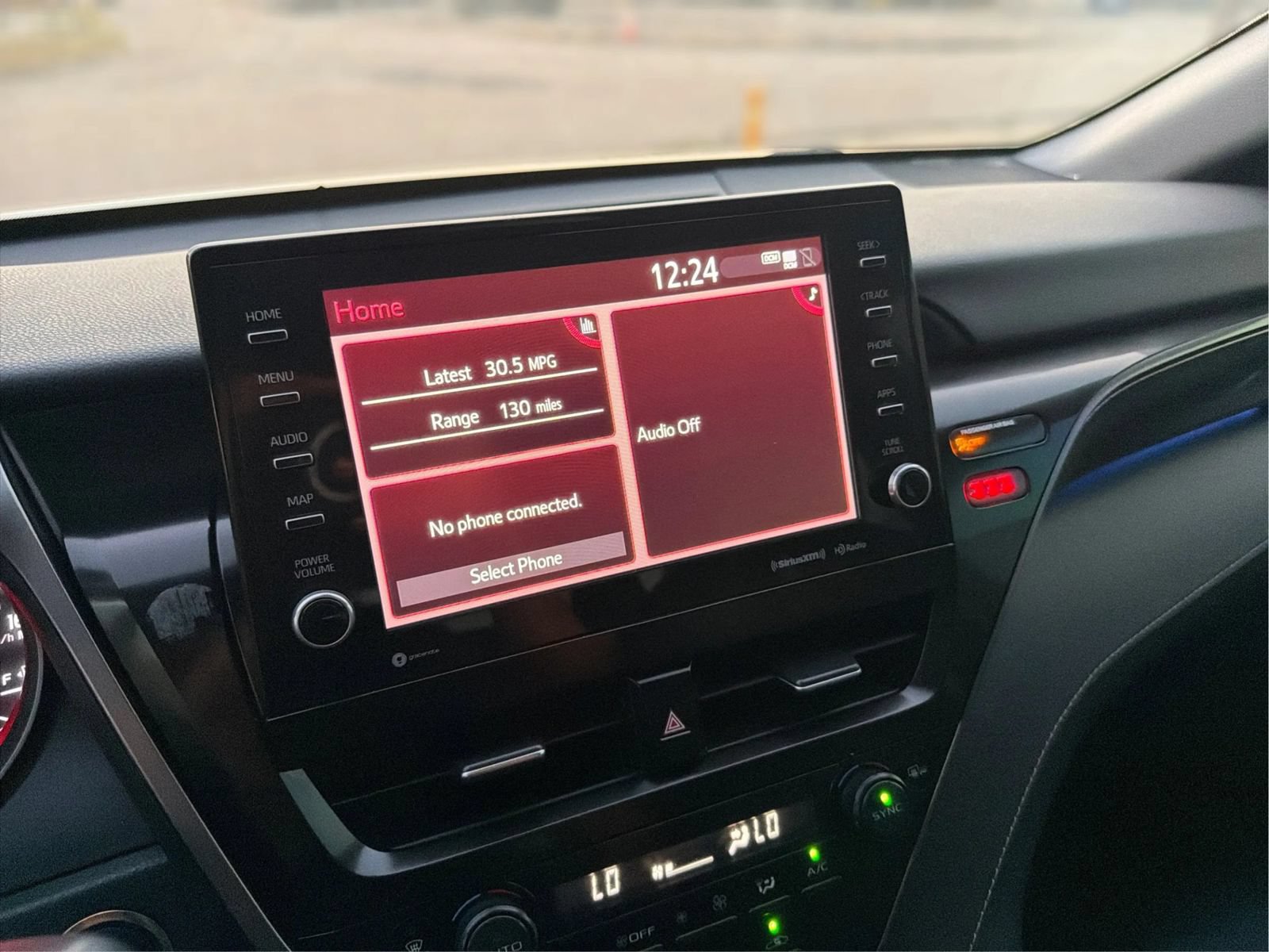Used 2024 Toyota Camry XSE FWD image 19