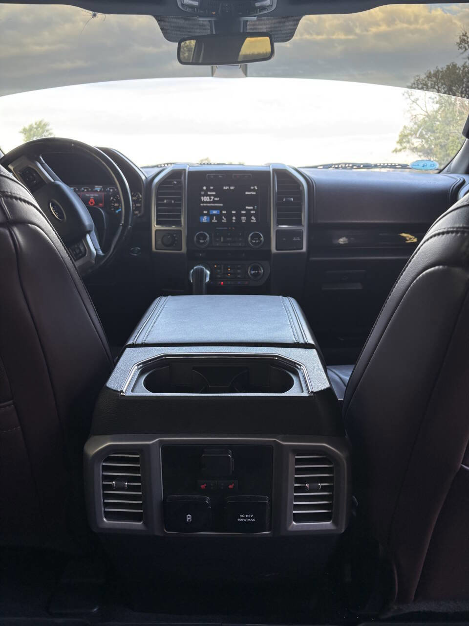 Used 2017 Ford F150 Platinum w/ Equipment Group 701A Luxury image 11