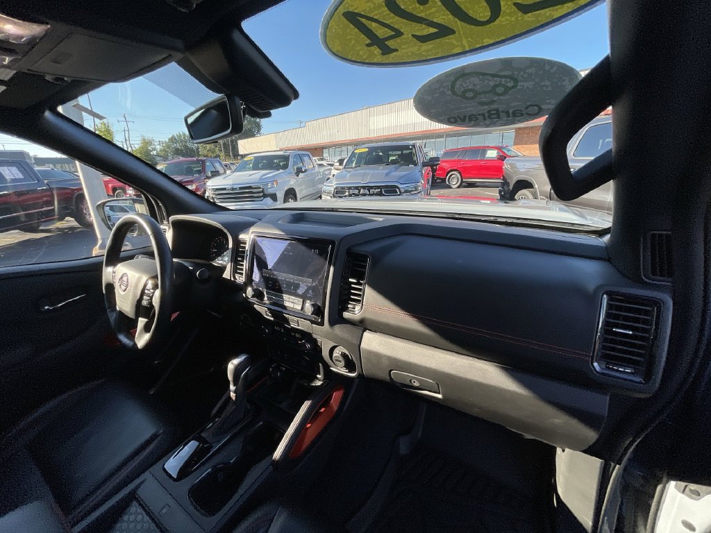 Used 2024 Nissan Frontier PRO-4X w/ Pro Premium Package AWD/4WD image 29