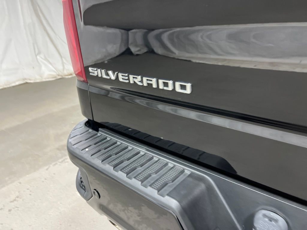 Used 2021 Chevrolet Silverado 1500 LT Trail Boss w/ Convenience Package II AWD/4WD image 18