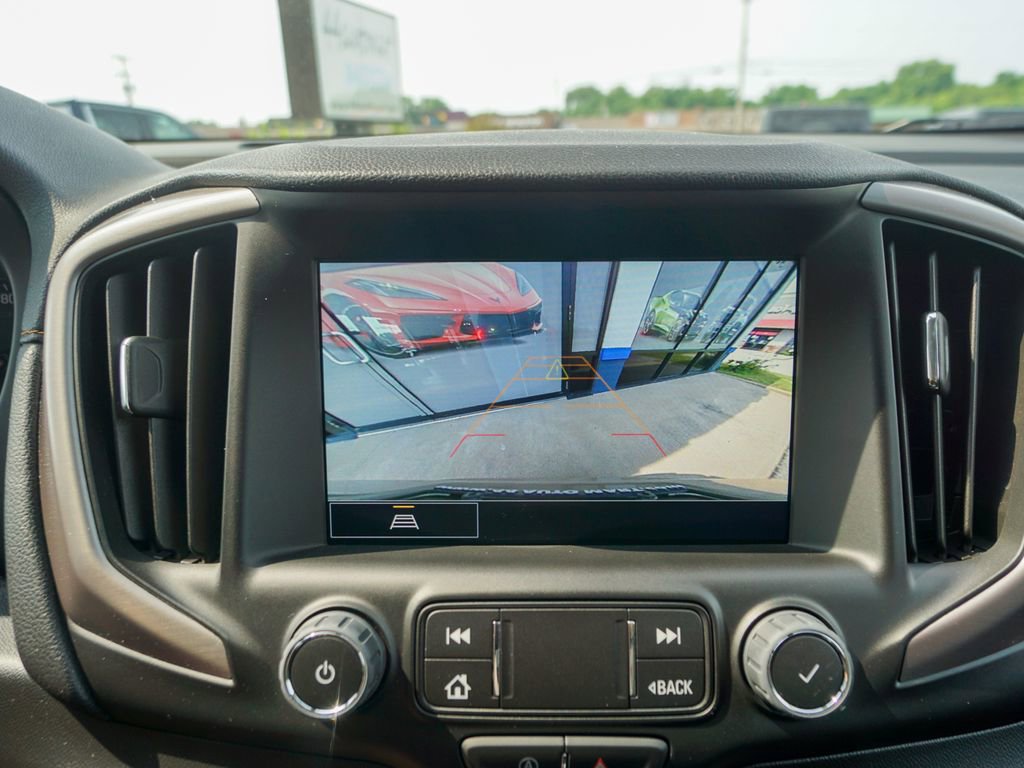 Used 2022 GMC Terrain AT4 image 26