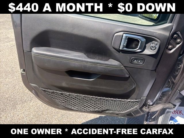 Used 2023 Jeep Wrangler Unlimited Sahara w/ Cold Weather Group image 10