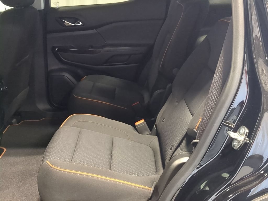 Used 2023 GMC Acadia AT4 AWD/4WD image 23