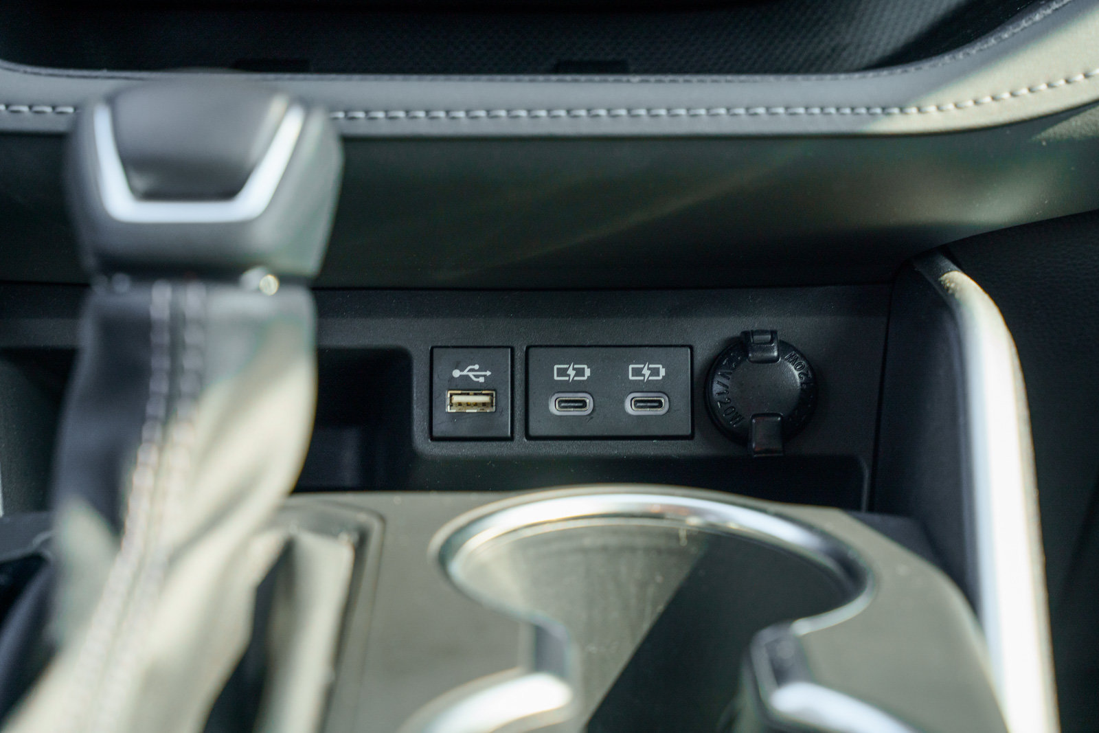 Used 2023 Toyota Highlander XLE FWD image 34