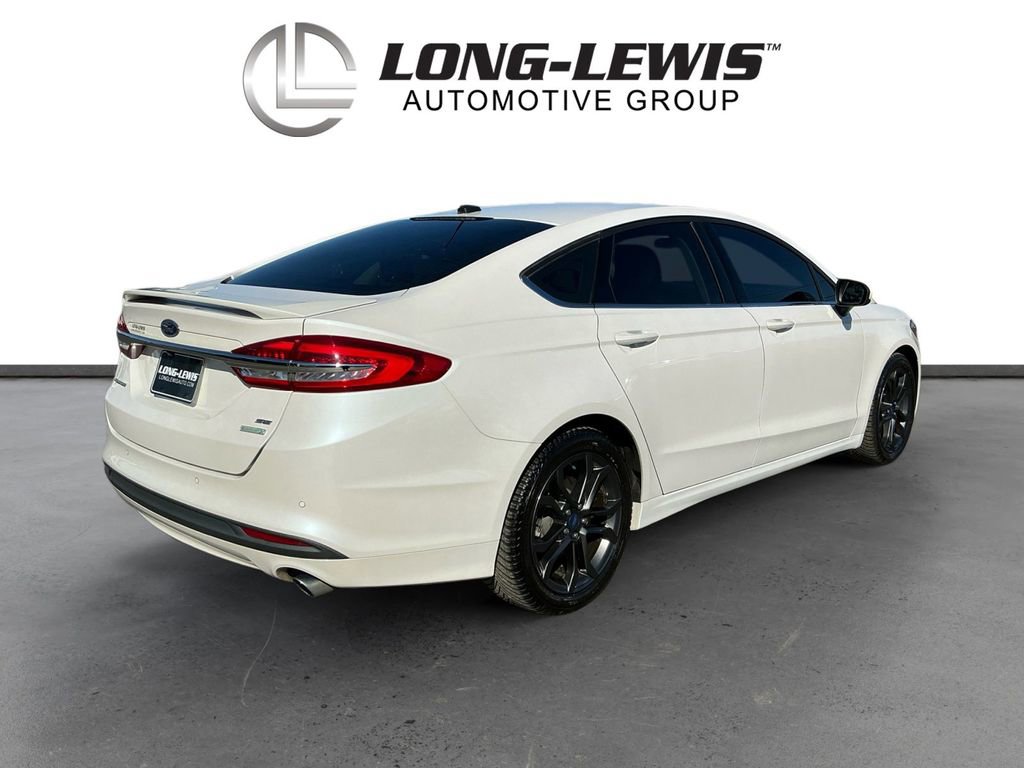 Used 2018 Ford Fusion SE w/ Equipment Group 201A image 7