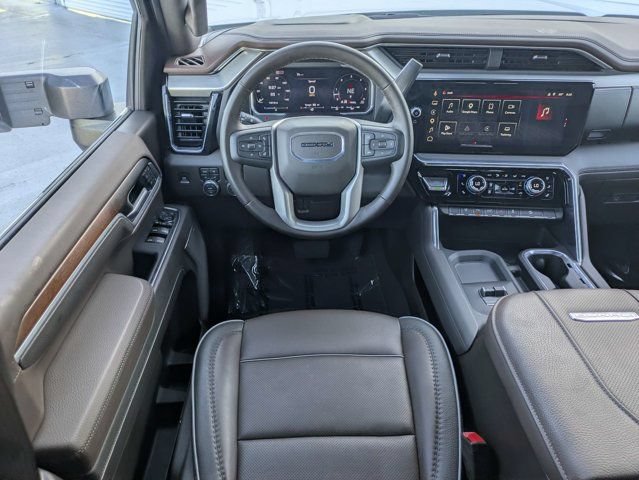 Used 2026 GMC Sierra 2500 Denali w/ Denali Reserve Package AWD/4WD image 16