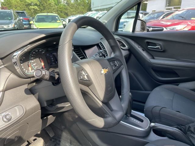 Used 2020 Chevrolet Trax LS w/ Tint and Cruise Package FWD image 14
