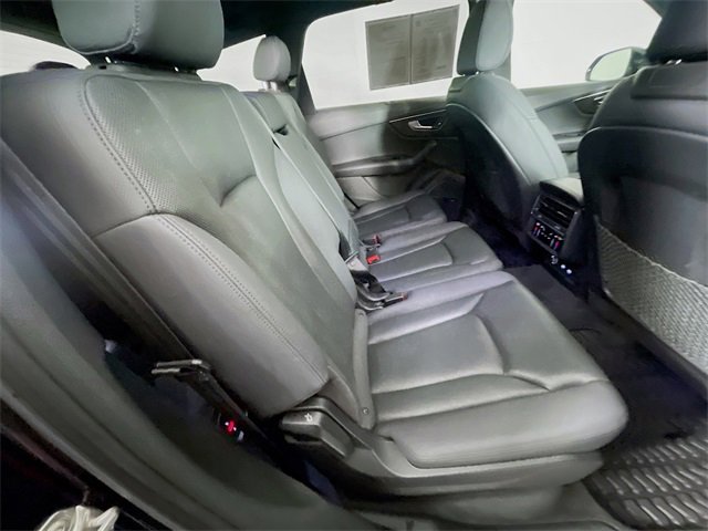 Used 2020 Audi Q7 3.0T Premium Plus w/ Premium Plus Package image 31