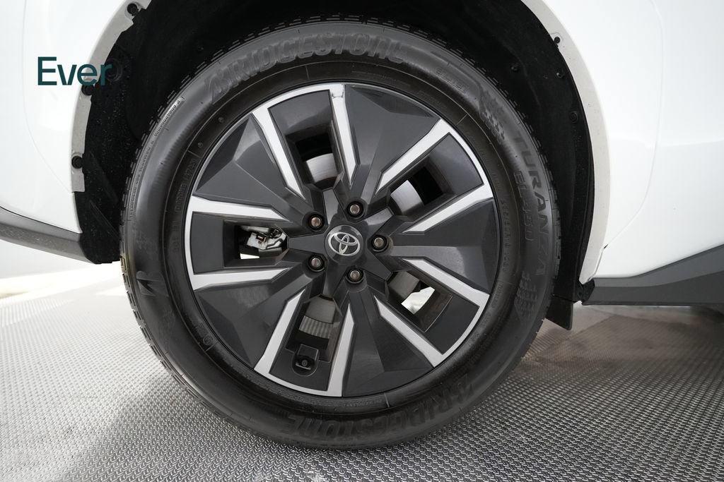 Used 2026 Toyota bZ FWD image 19