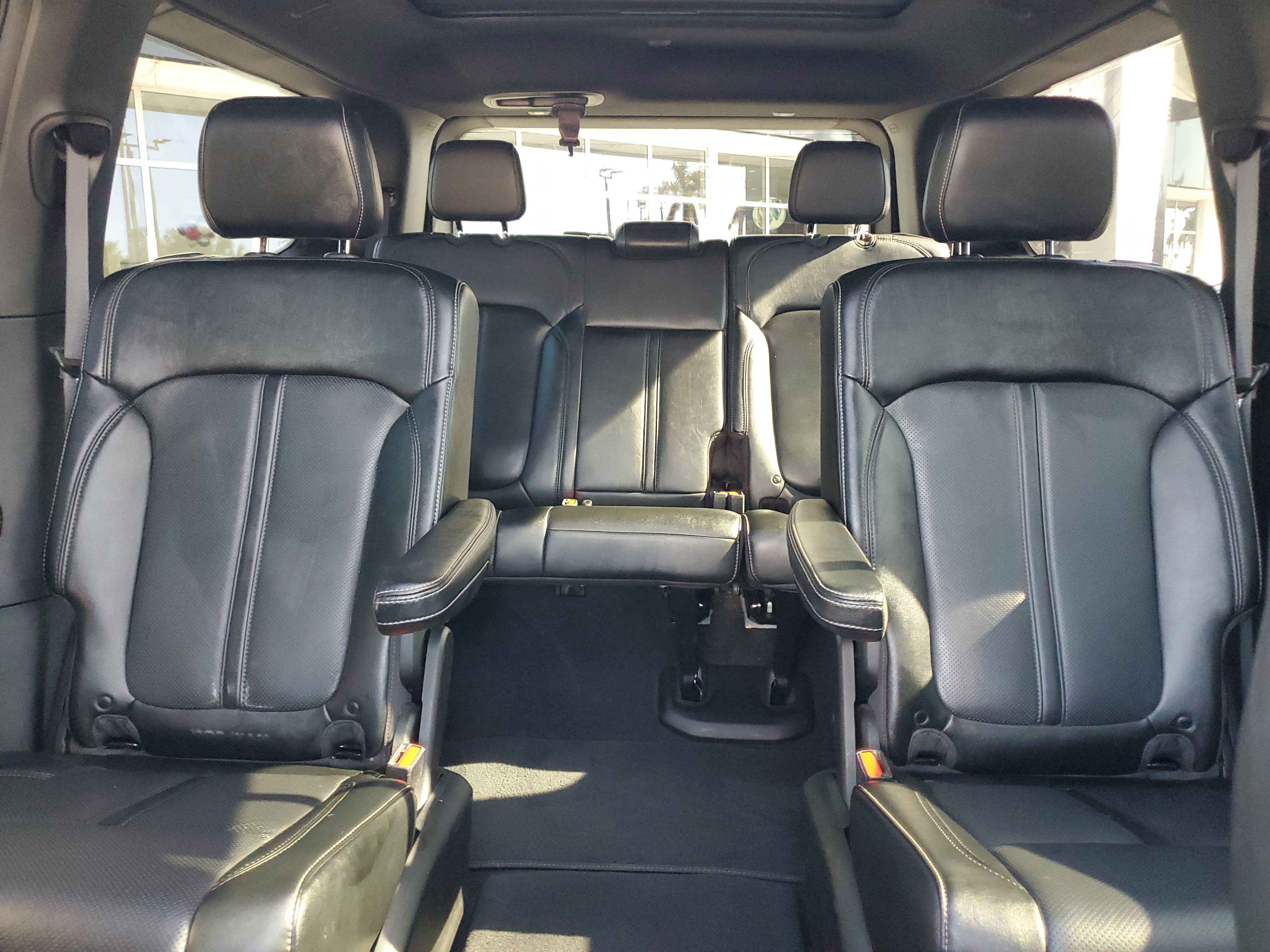 Used 2023 Jeep Wagoneer Series II image 19