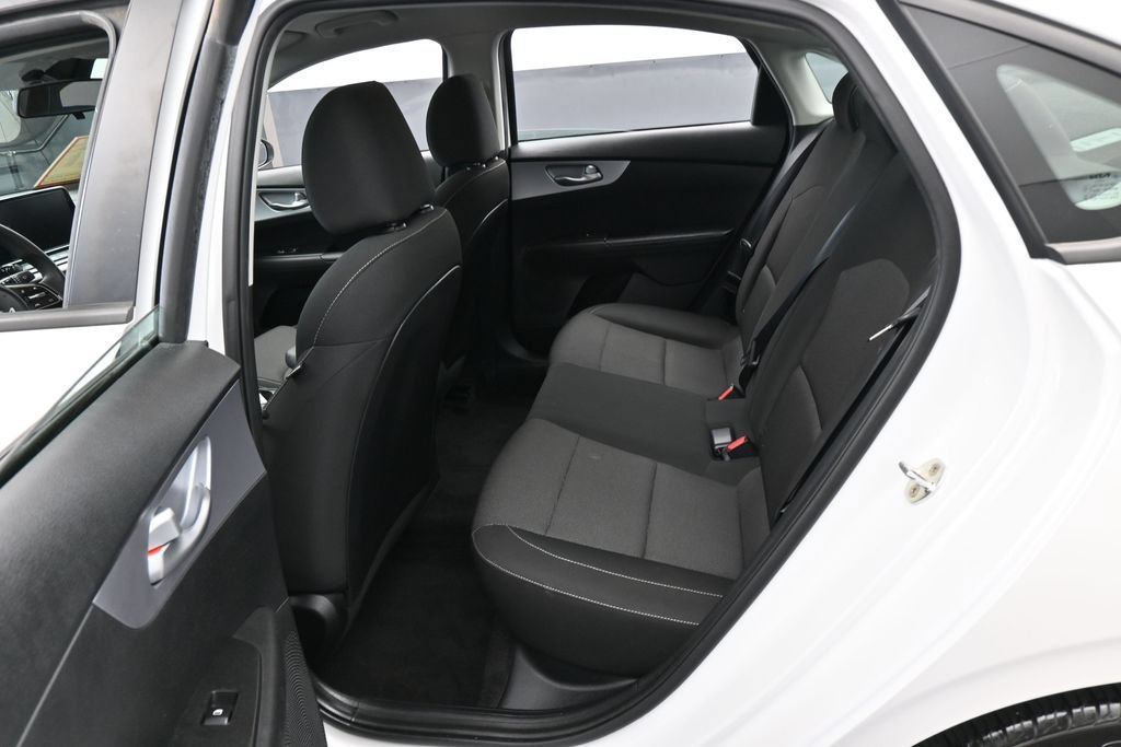 Used 2023 Kia Forte LXS FWD image 27