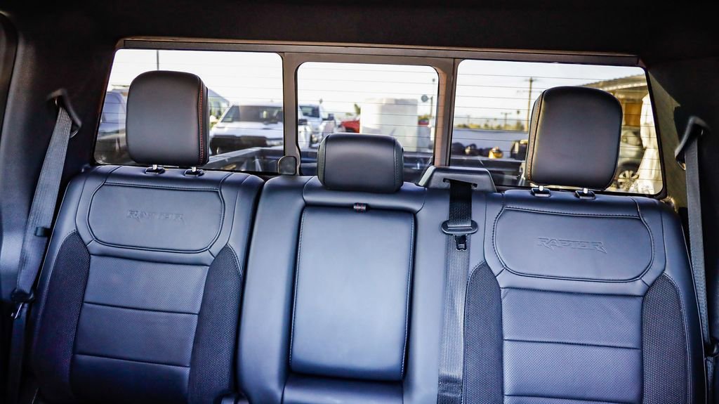 Used 2025 Ford F150 Raptor image 27