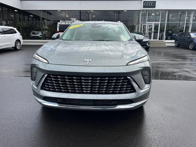 Used 2024 Buick Envision Avenir image 8