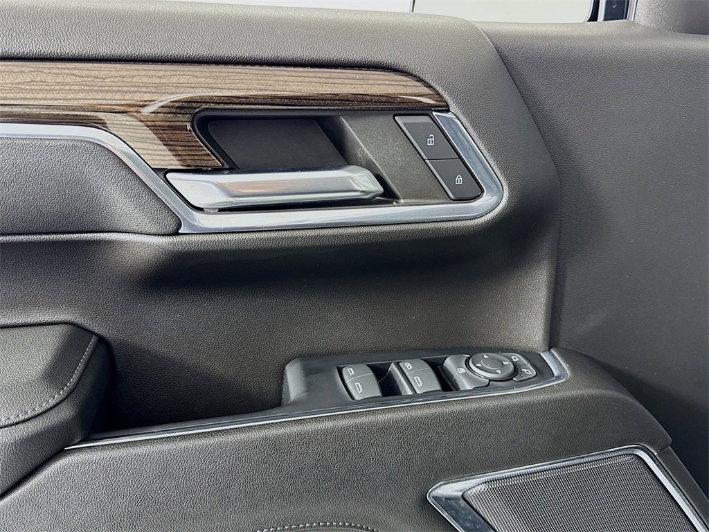 Used 2024 Chevrolet Silverado 1500 LT w/ Leather Package image 20