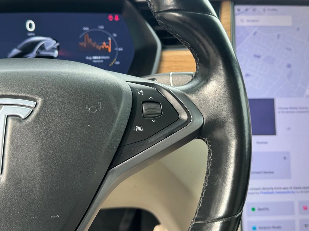 Used 2020 Tesla Model X Long Range image 32