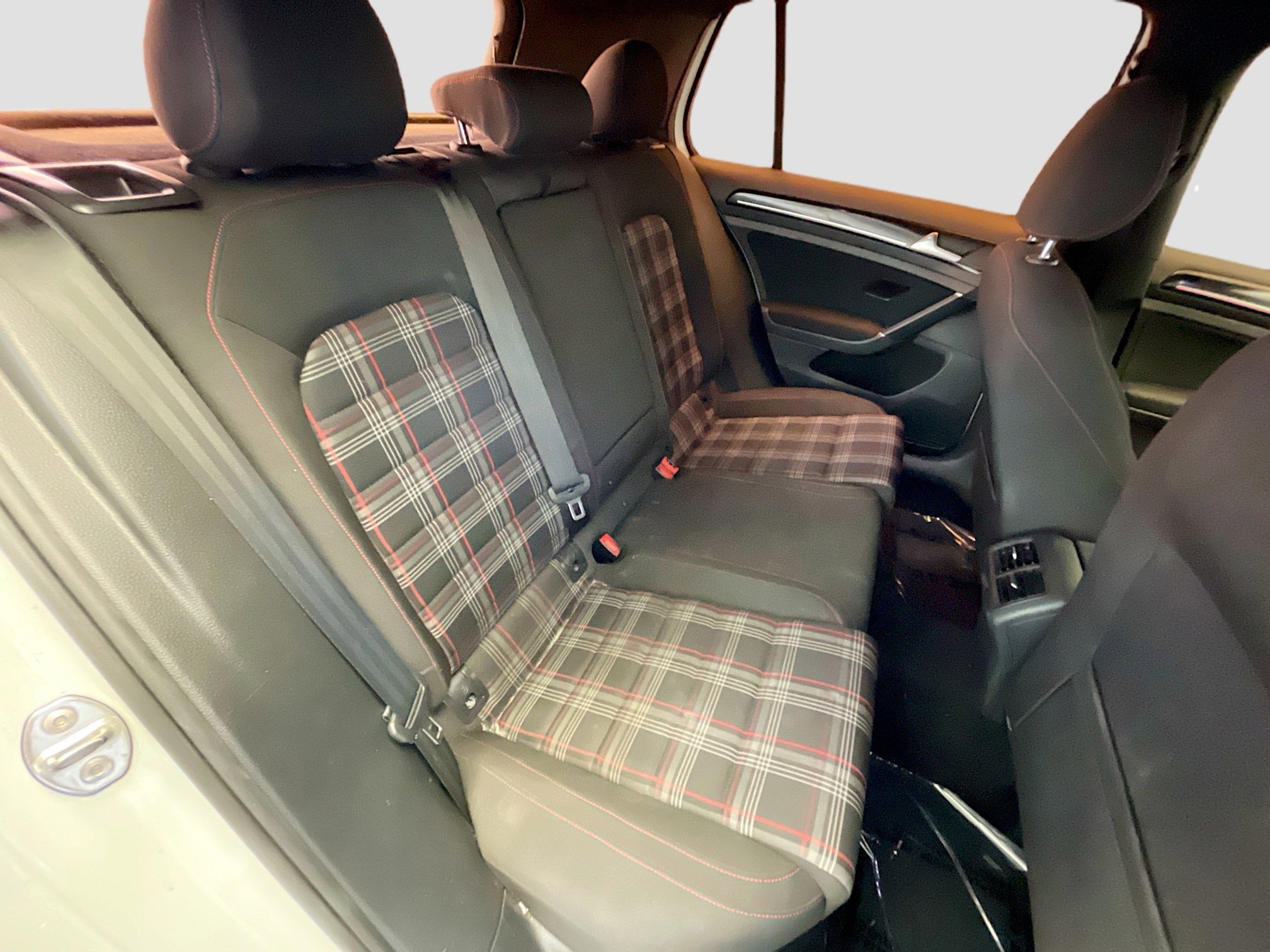 Used 2017 Volkswagen GTI S image 15