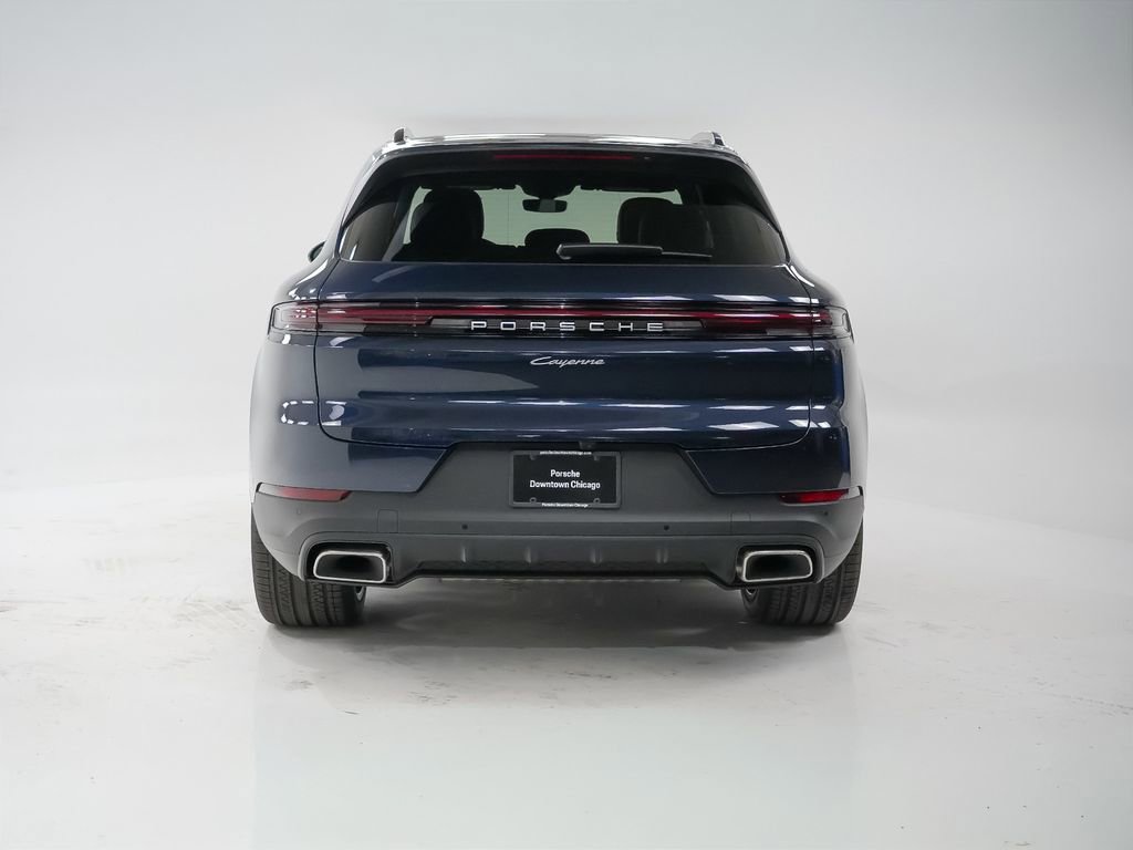 Certified 2025 Porsche Cayenne image 9