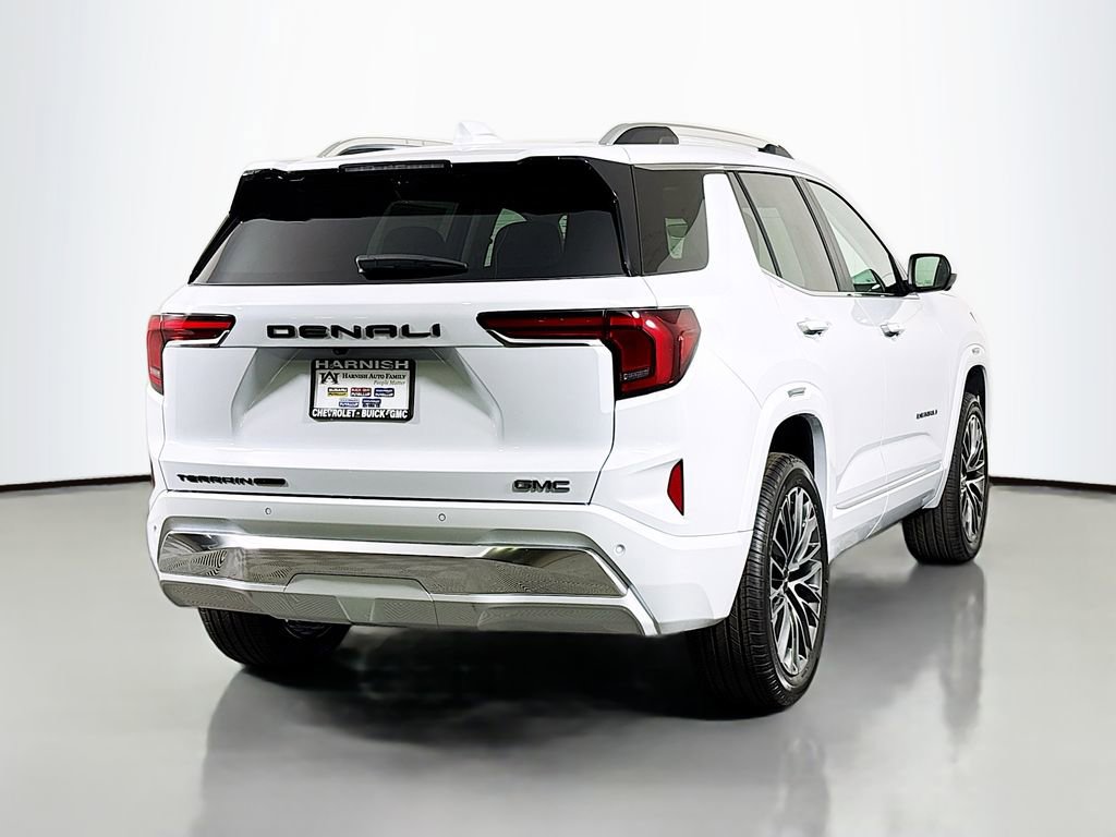 New 2026 GMC Terrain Denali w/ LPO, Black Badging Package AWD/4WD image 7