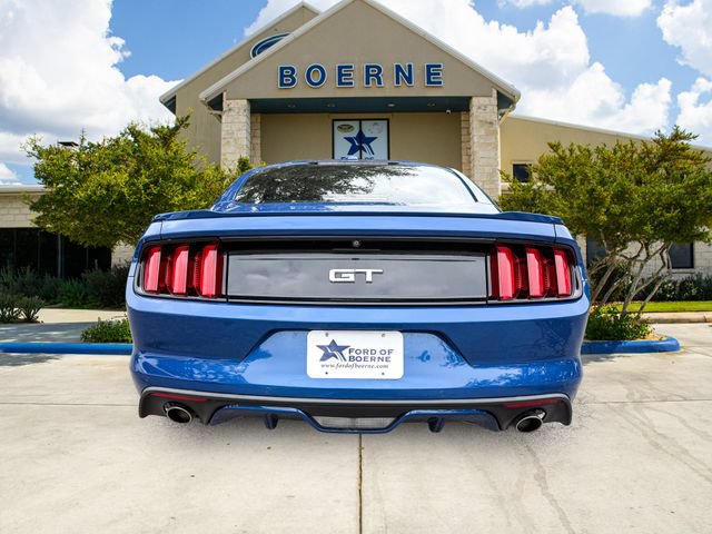 Used 2017 Ford Mustang GT Premium RWD image 4