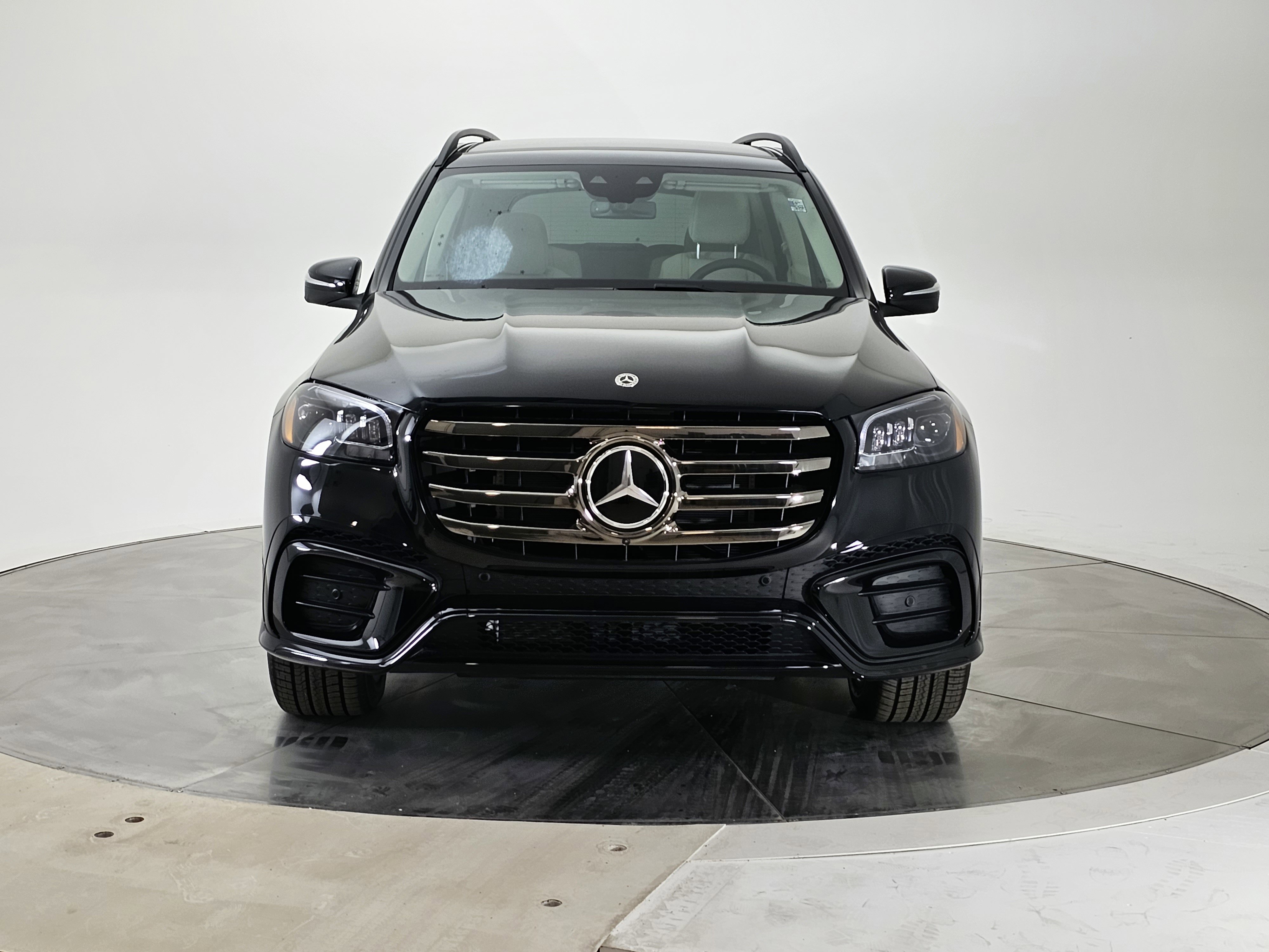 New 2026 Mercedes-Benz GLS 450 4MATIC image 4