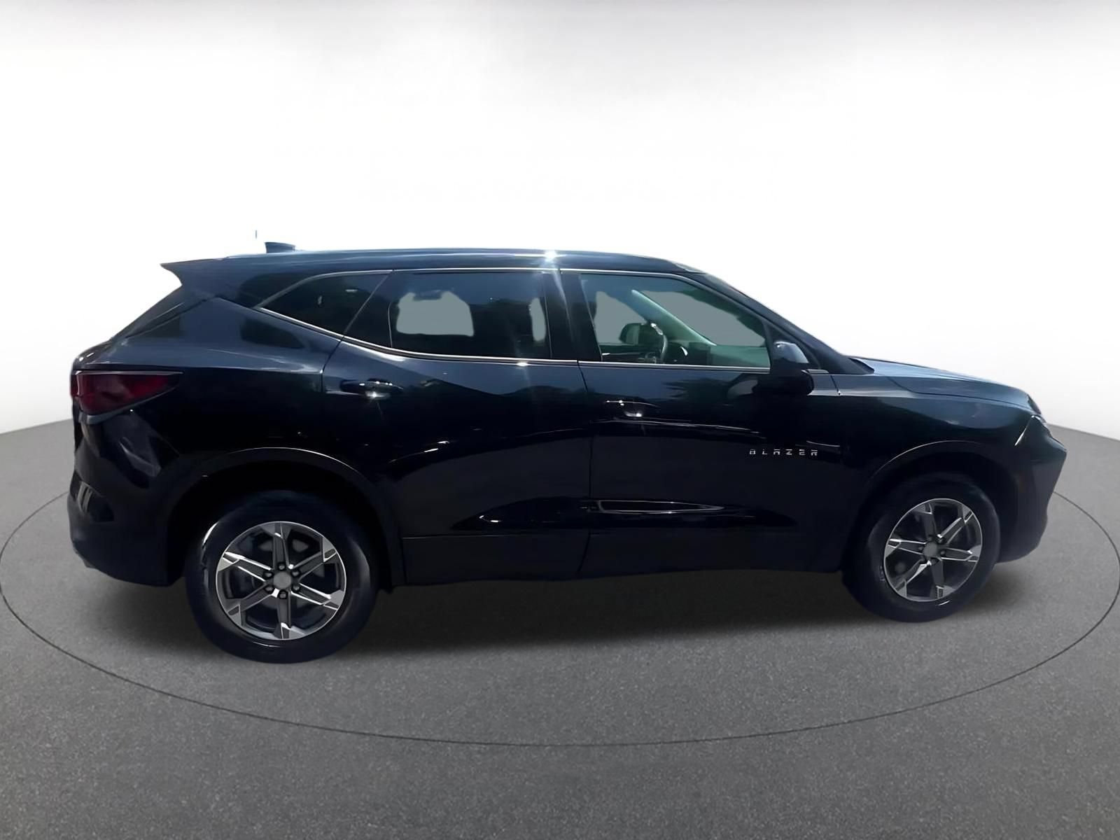 Used 2026 Chevrolet Blazer LT FWD image 15
