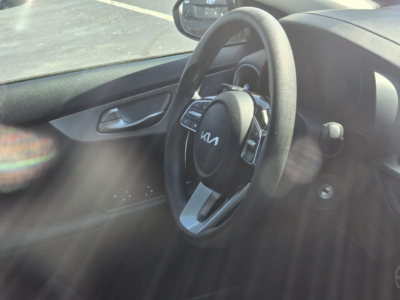 Used 2023 Kia Forte LXS w/ LXS Technology Package FWD image 14