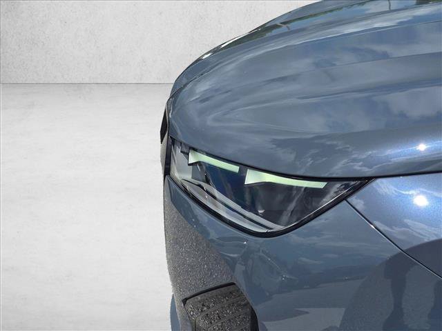 Used 2024 BMW iX xDrive50 w/ Premium Package AWD/4WD image 13