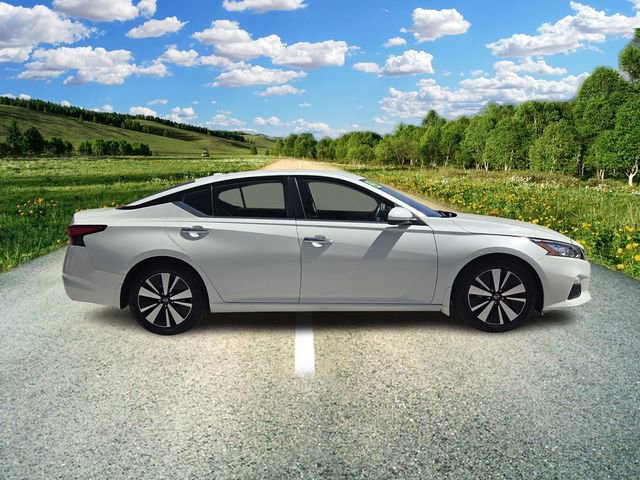 Used 2021 Nissan Altima 2.5 SV image 7
