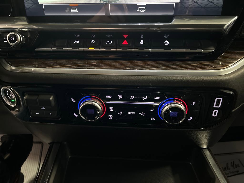 Used 2025 GMC Sierra 1500 Elevation w/ LPO, Elevation Black Package image 19