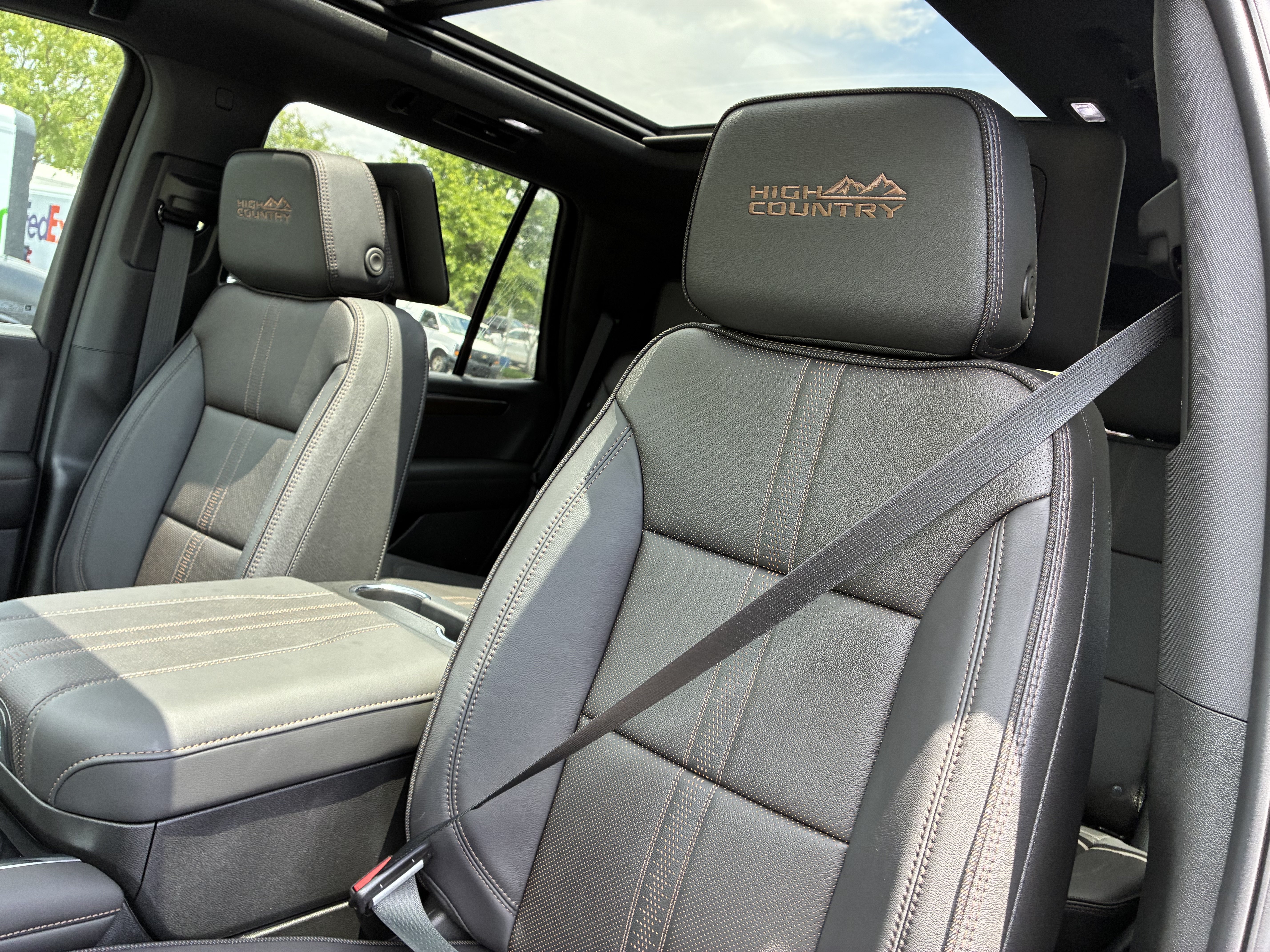 New 2026 Chevrolet Tahoe High Country AWD/4WD image 23