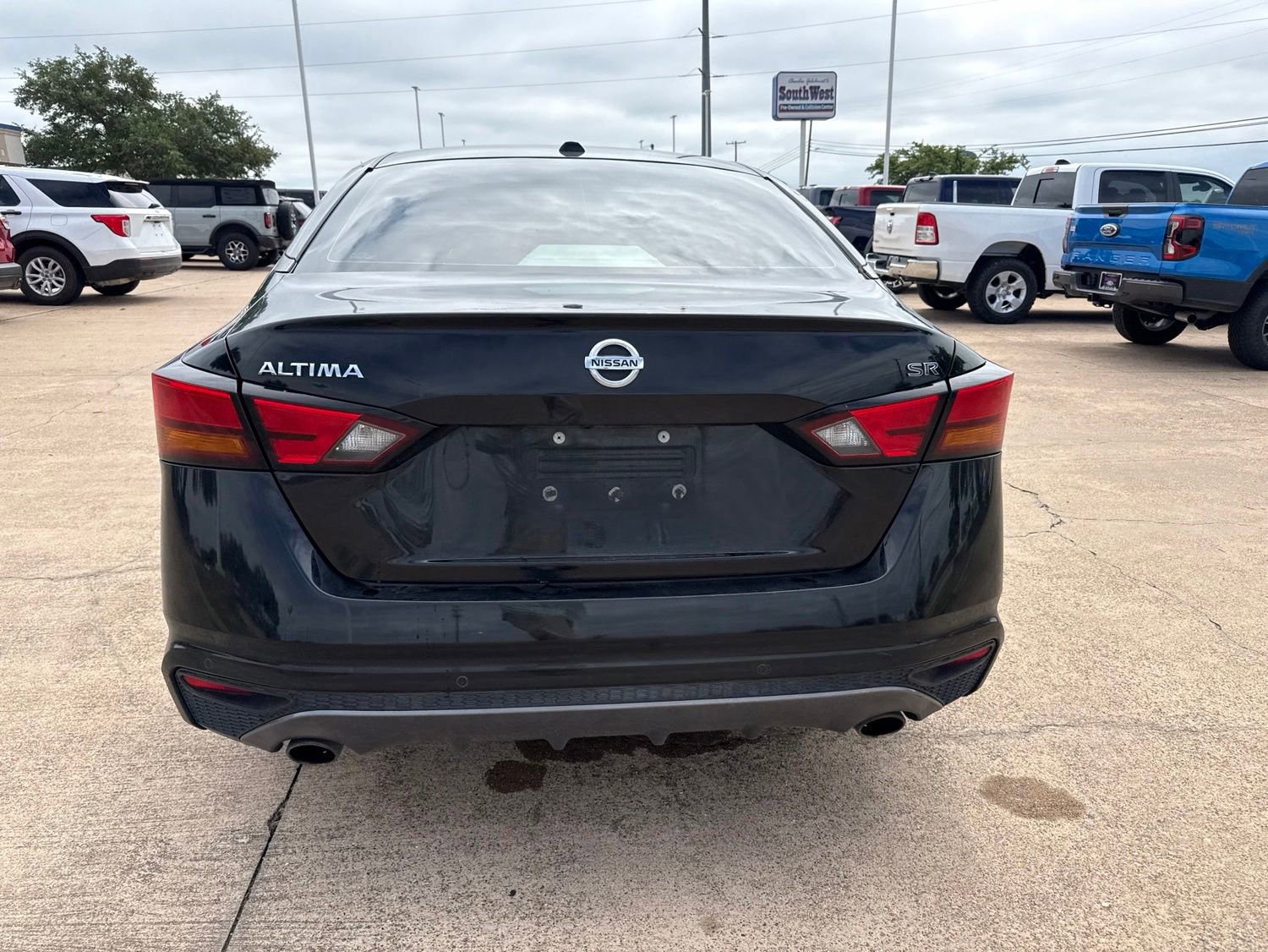 Used 2020 Nissan Altima 2.5 SR FWD image 6