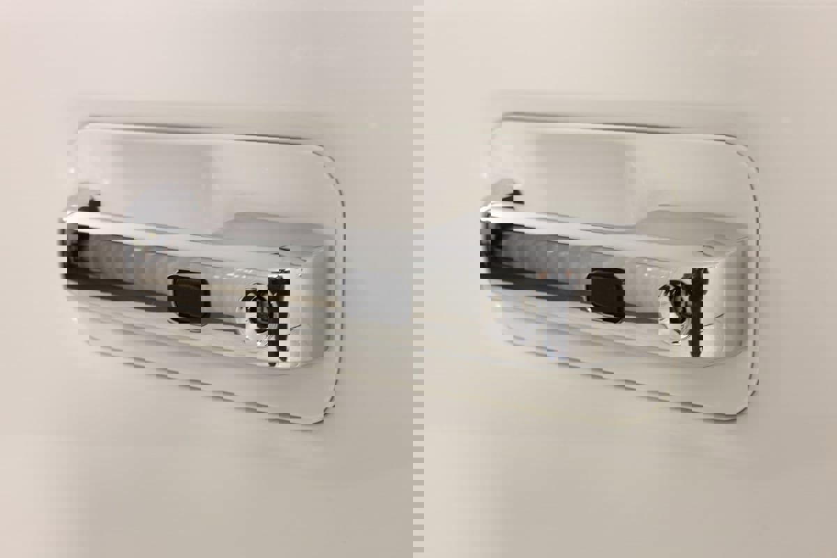 Used 2020 Ford F350 Platinum w/ FX4 Off-Road Package image 23