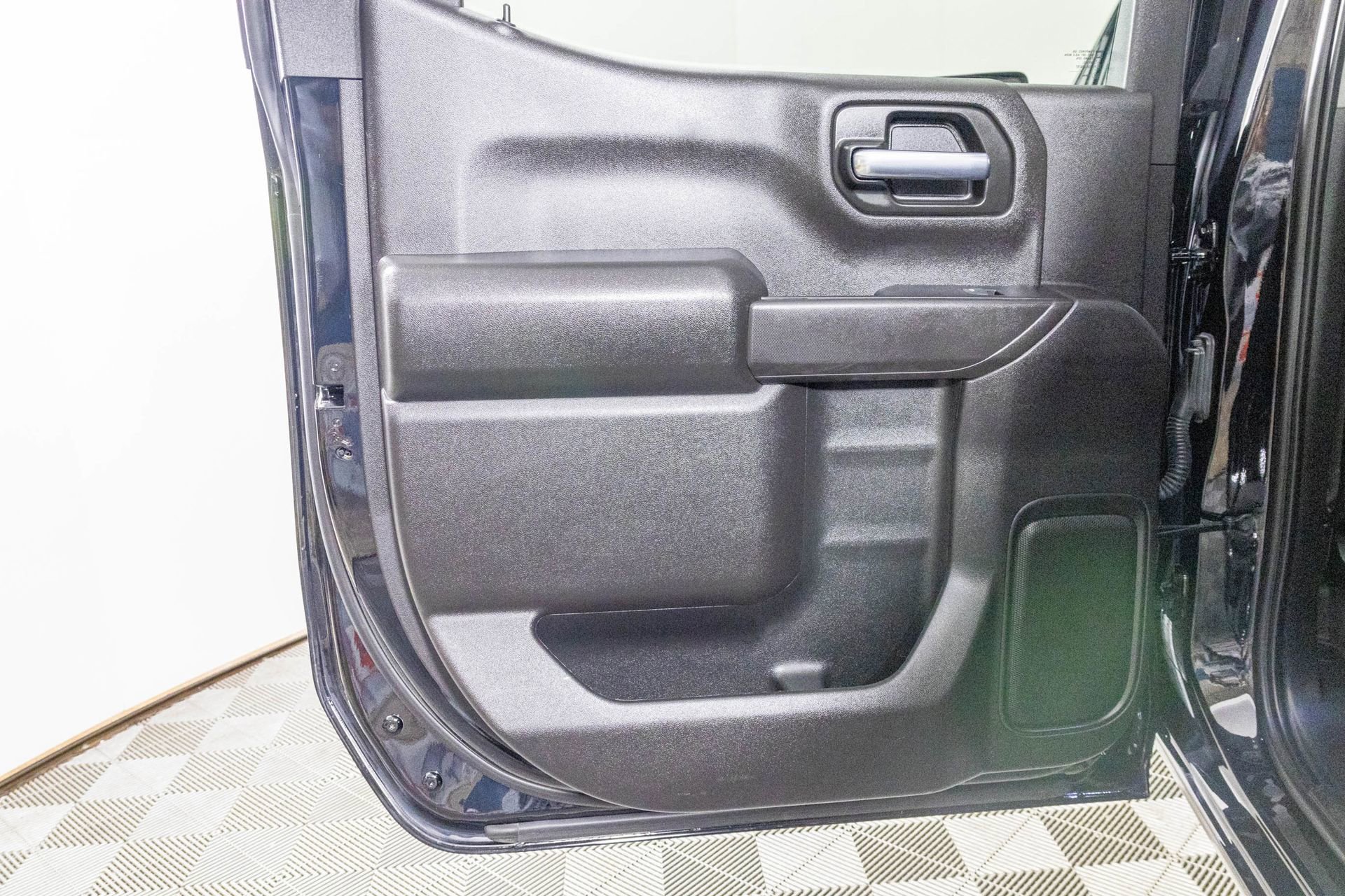 Used 2024 Chevrolet Silverado 1500 Custom Trail Boss image 30