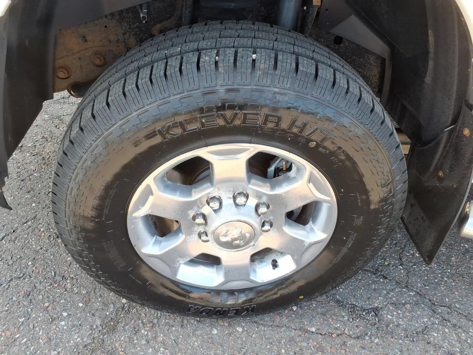Used 2018 RAM 3500 Big Horn AWD/4WD image 9