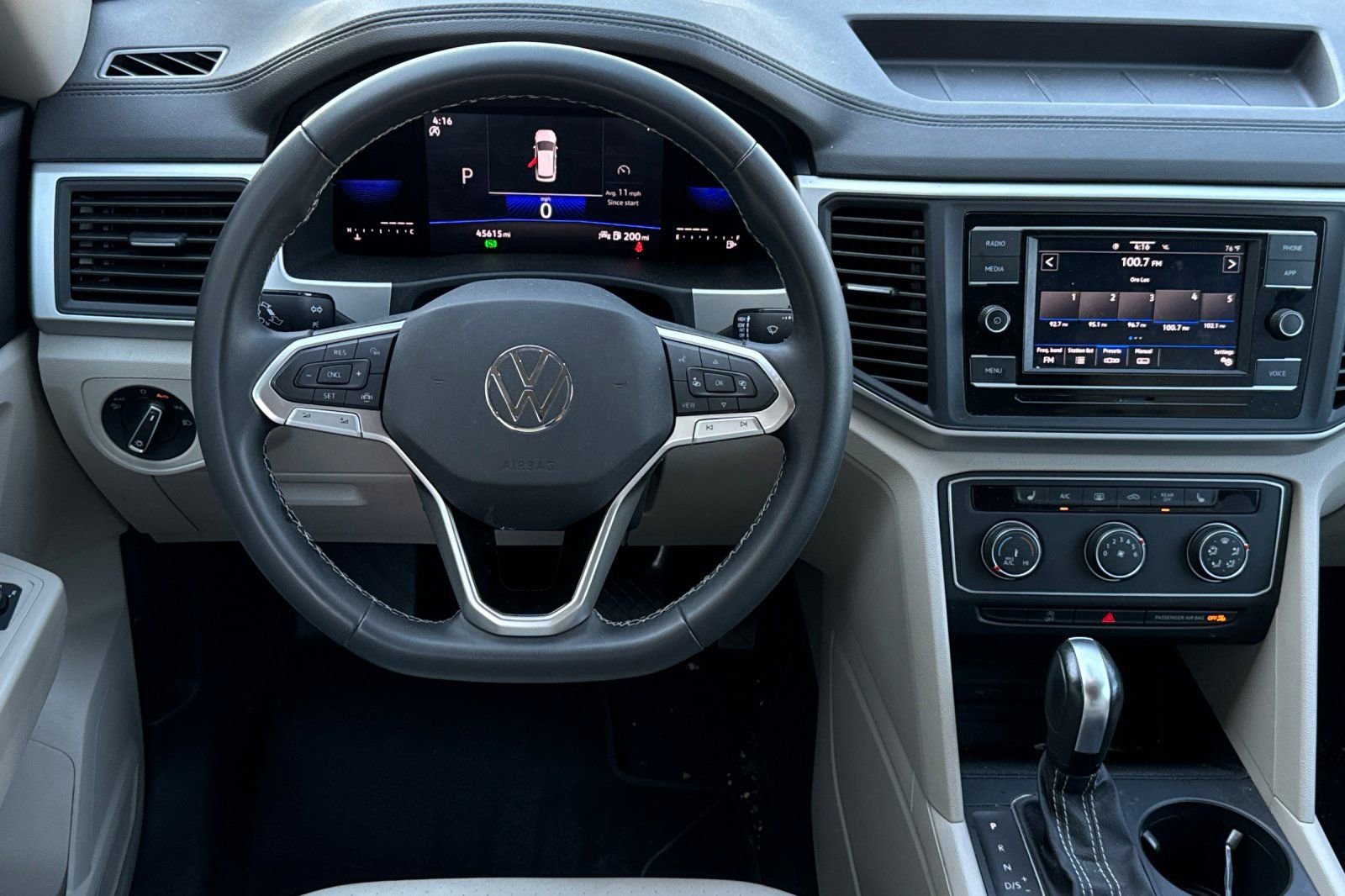 Used 2023 Volkswagen Atlas SE image 16