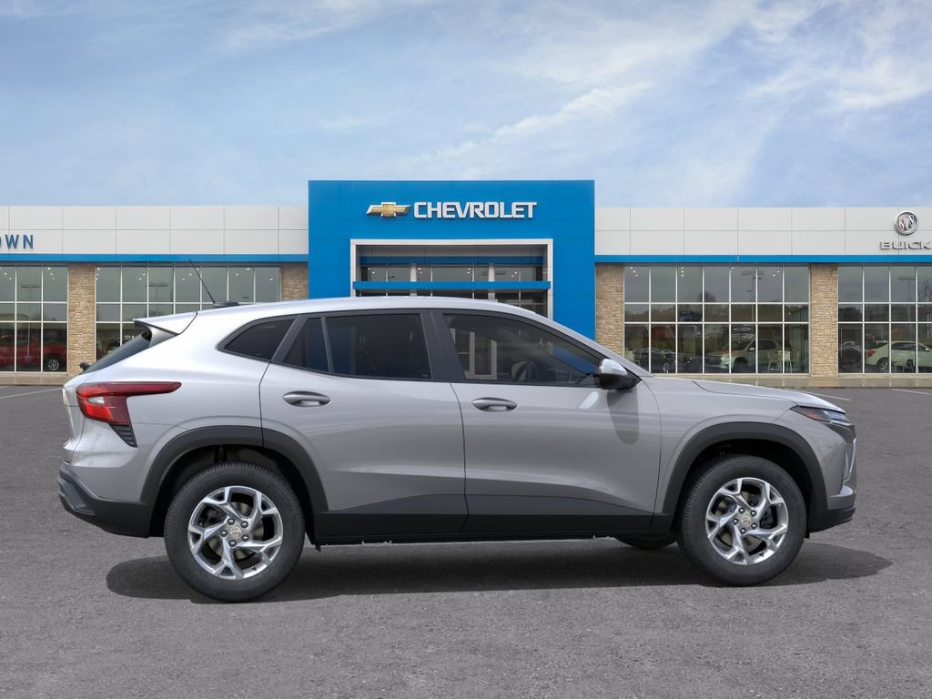 New 2026 Chevrolet Trax LS w/ LS Convenience Package FWD image 5