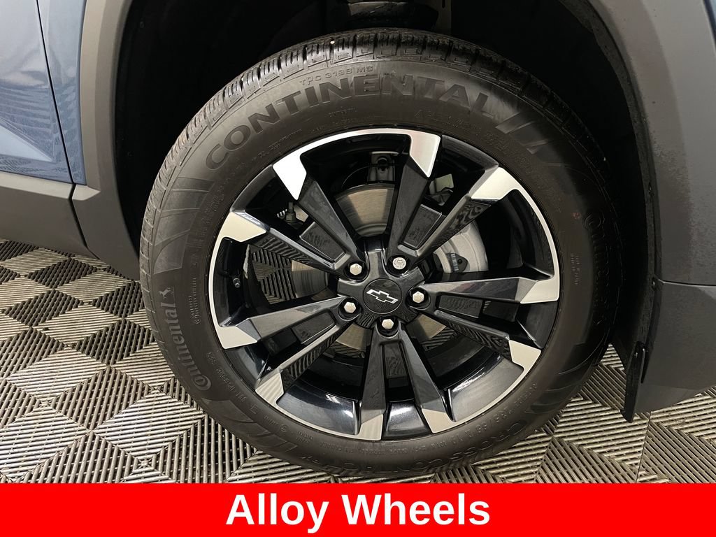Used 2026 Chevrolet Equinox RS w/ LPO, Floor Liner Package AWD/4WD image 47