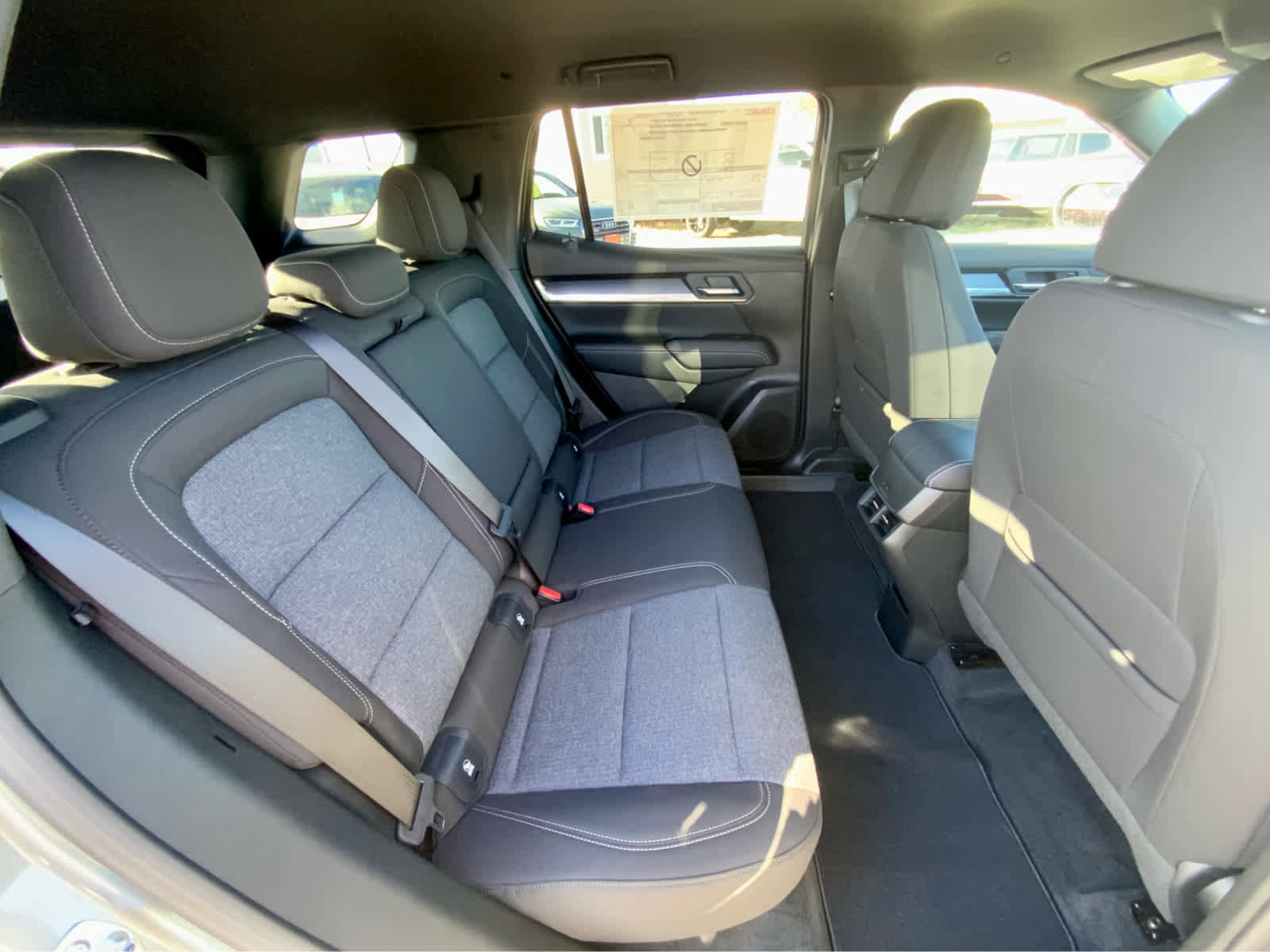 New 2026 GMC Terrain Elevation image 27