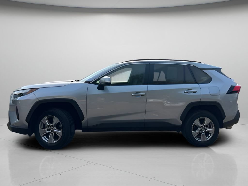 Used 2025 Toyota RAV4 XLE w/ Convenience Package AWD/4WD image 14