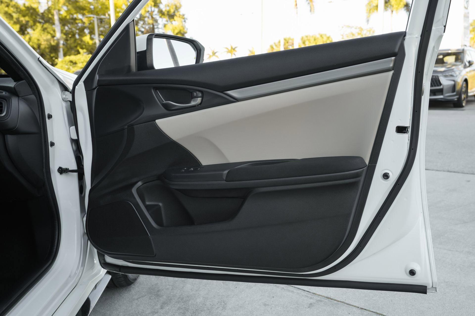 Used 2018 Honda Civic Sport image 38