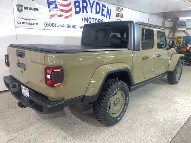 New 2026 Jeep Gladiator Sport S image 2