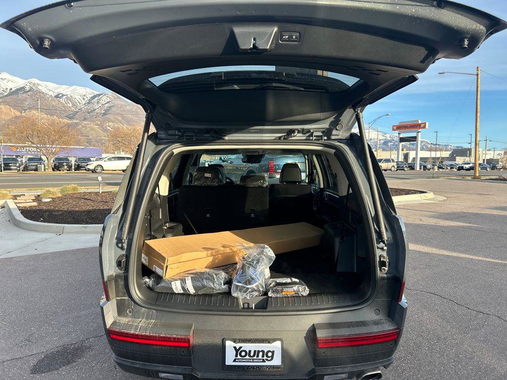 New 2026 Hyundai Santa Fe SE image 23