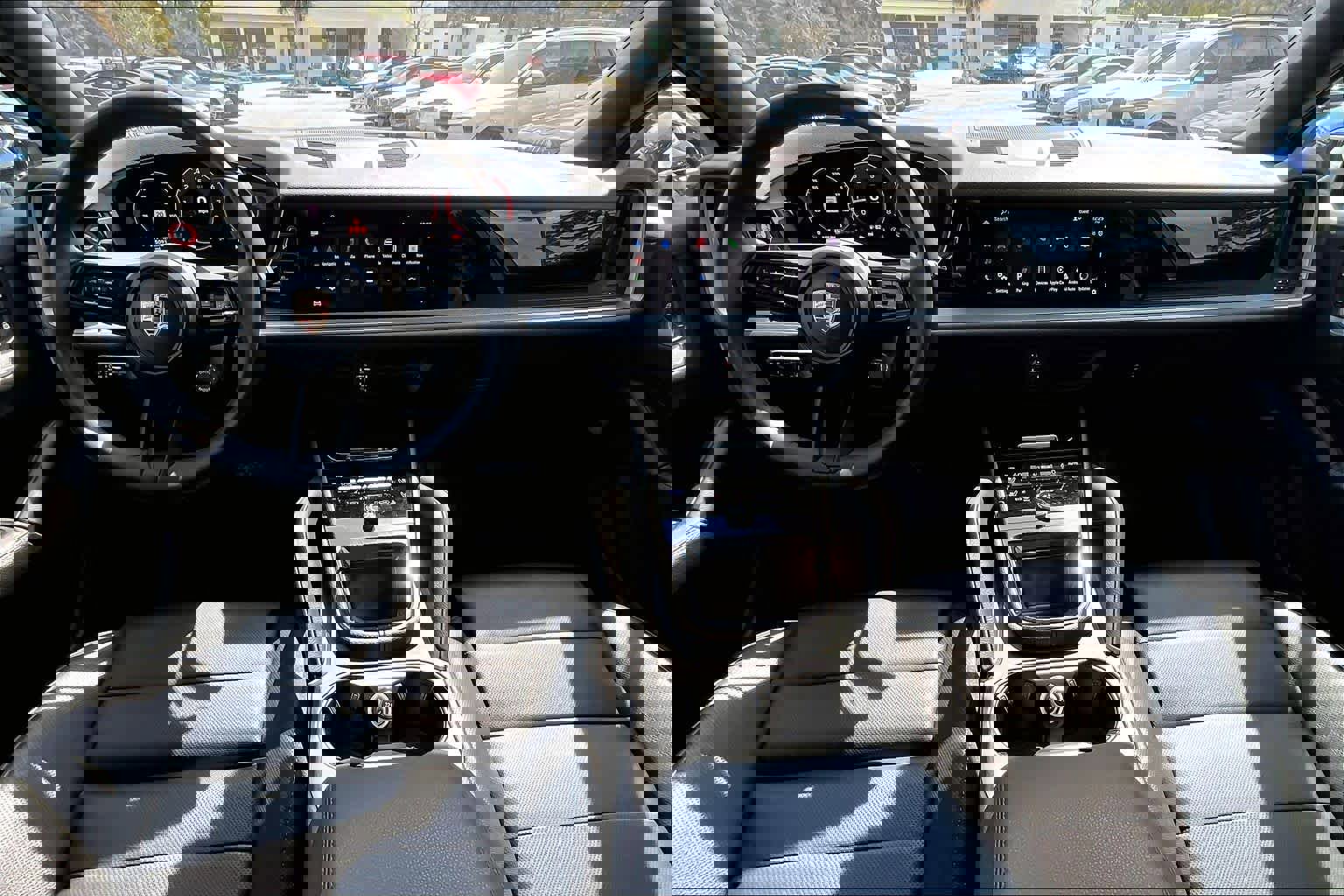 Used 2025 Porsche Cayenne image 16